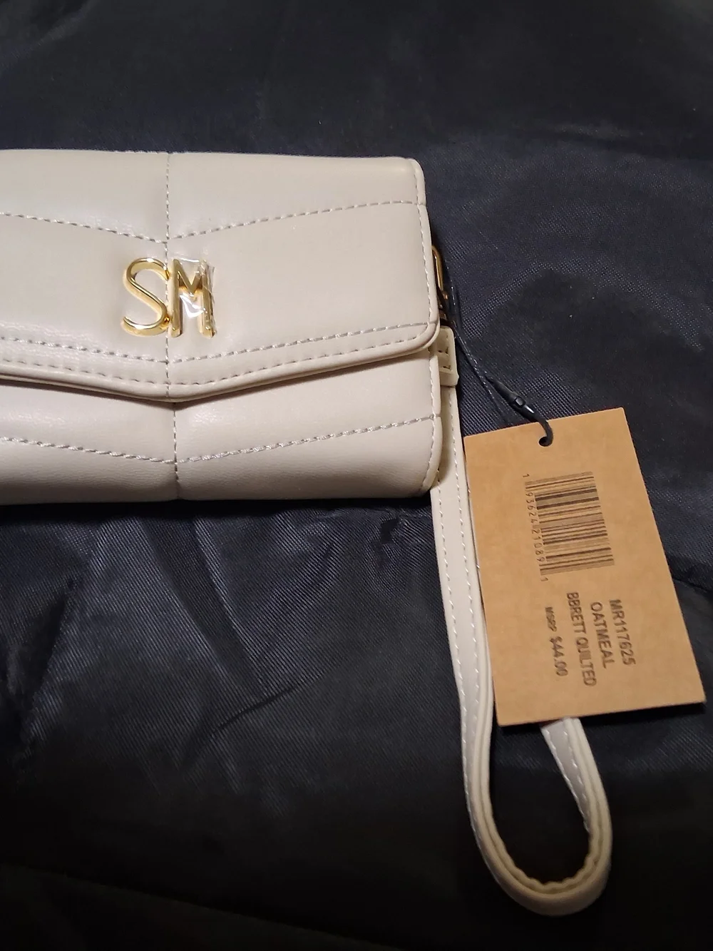 NWT Steve Madden Bbrett Quilted Wristlet Wallet in Oatmeal